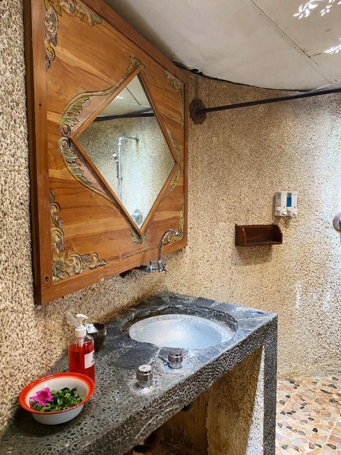 Sapulidi Cafe, Gallery & Resort Лембанг Екстериор снимка