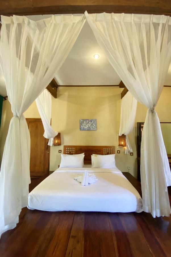 Sapulidi Cafe, Gallery & Resort Лембанг Екстериор снимка