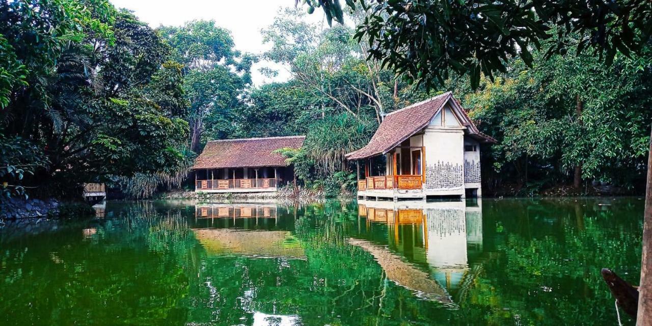 Sapulidi Cafe, Gallery & Resort Лембанг Екстериор снимка