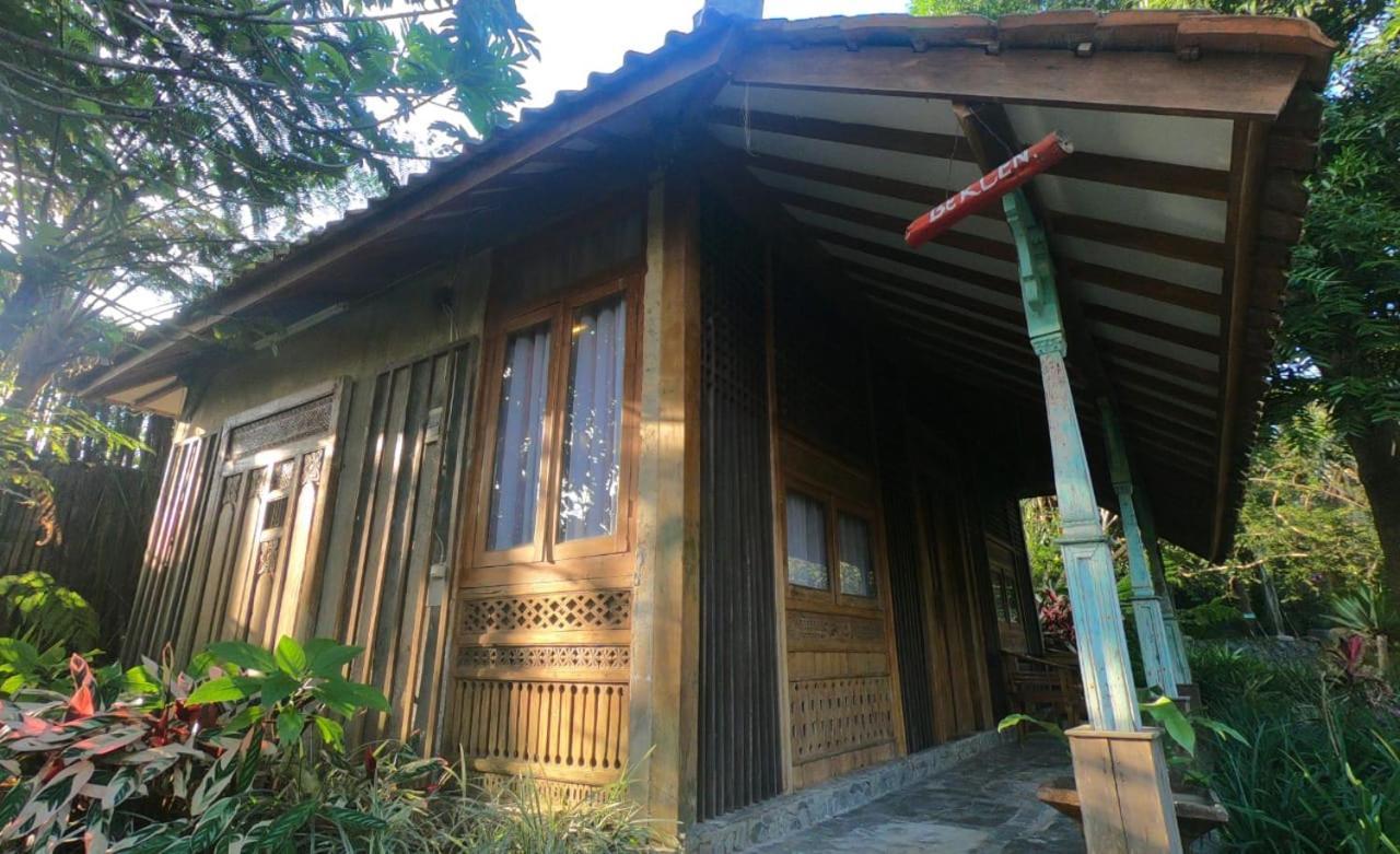 Sapulidi Cafe, Gallery & Resort Лембанг Екстериор снимка