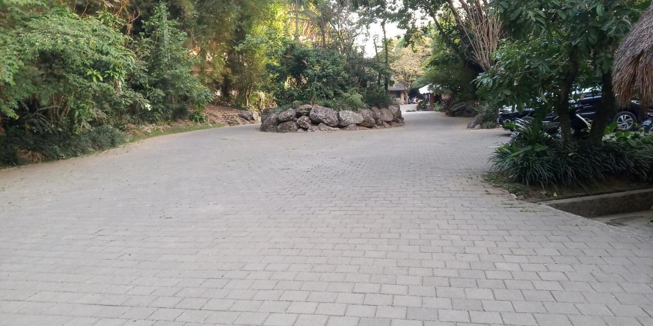 Sapulidi Cafe, Gallery & Resort Лембанг Екстериор снимка